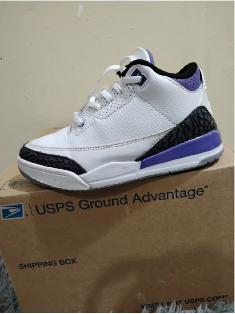 Air Jordan 3 Retro Yourh Size 3 /3Y 